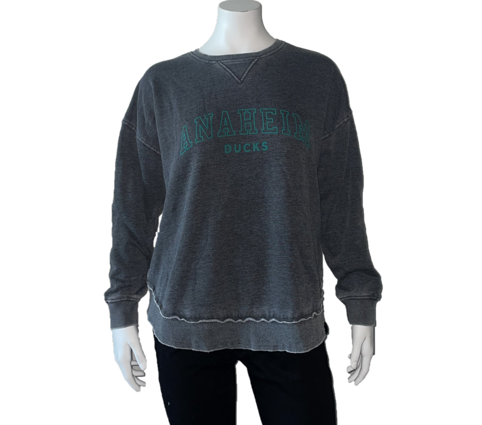 Womens MD Campus Pullover Crew