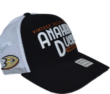 Load image into Gallery viewer, VHC Ducks Logo Mesh Cap
